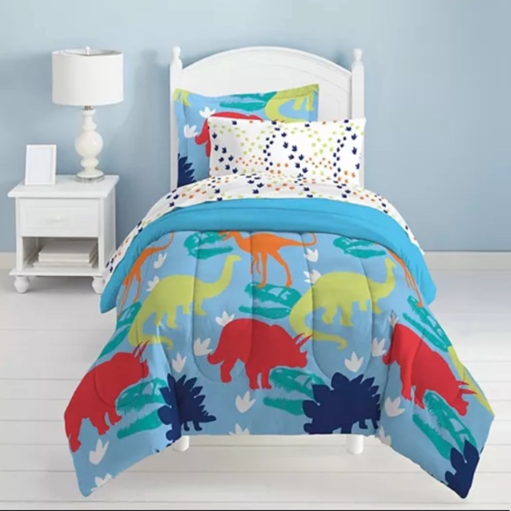 5 Piece Dinosaur Twin Bedding Set•EEUC